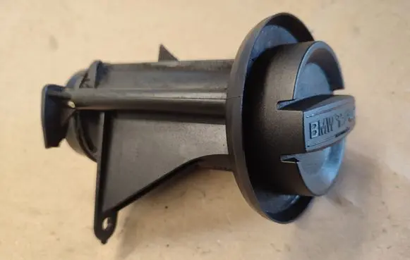 BMW X5 E70 Oil fill pipe 782318302