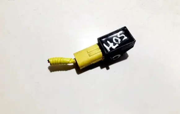 Honda CR-V Airbag deployment crash/impact sensor 77970swae113m4 5wk43786