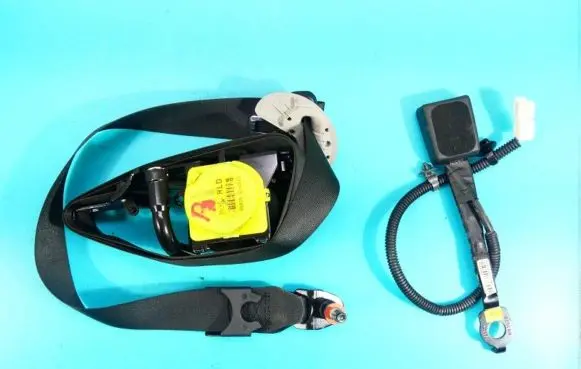 KIA Ceed Front seatbelt 88820-J7100 IMPRK1246651