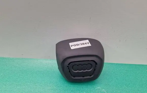 Audi A3 S3 8P Steering wheel airbag cover 62670230