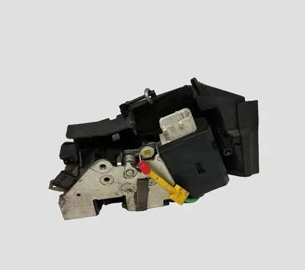 BMW 5 E39 Front door lock