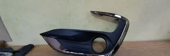 Ford Ka Front fog light trim/grill 056468168