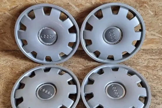 Audi A4 S4 B7 8E 8H R16 wheel hub/cap/trim 4B0601147D