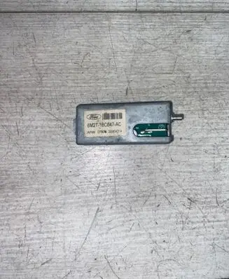 Ford S-MAX Antenna control unit 6M2T18C847AC 20080421A