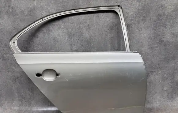 Volkswagen Jetta VI Front door NULL