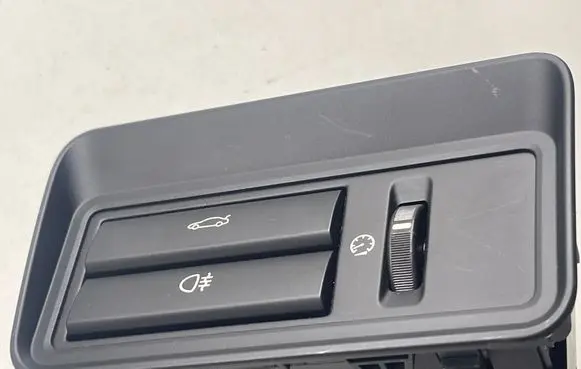 Jaguar XJ X351 Tailgate opening switch AW9311654AB 10125304