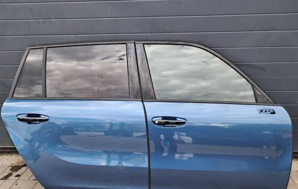 Citroen C4 Grand Picasso Front door