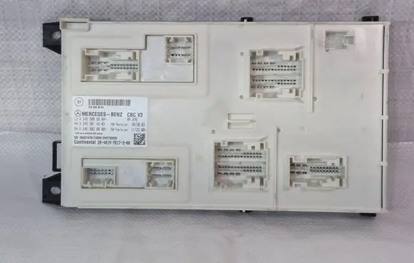 Mercedes-Benz B W246 W242 SAM control unit A2469008804 A2469014803 A2469028000