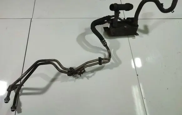 Engine oil radiator