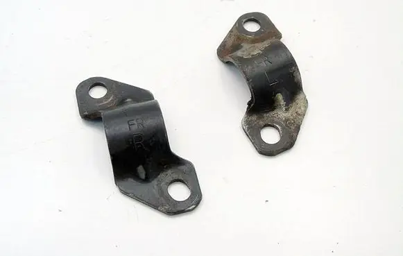 Nissan Almera Tino Sway bar bush bracket, front 
