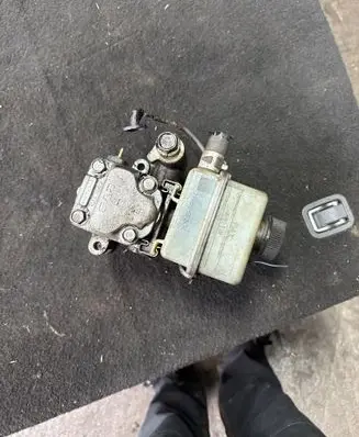 BMW 4 F32 F33 Power steering pump 7126404