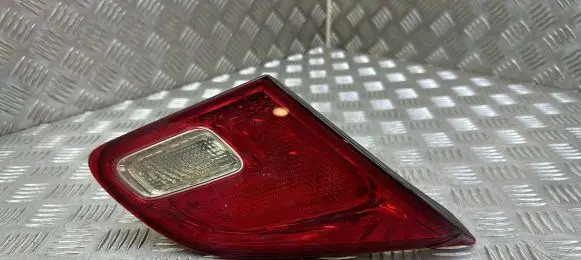 Opel Astra J Tailgate rear/tail lights 8600601