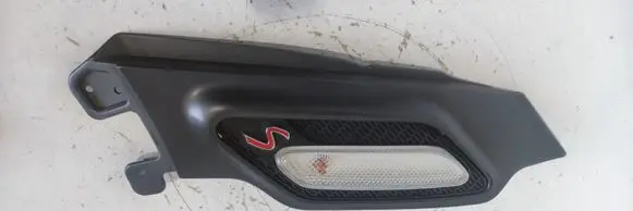 Mini Cooper Countryman R60 Fender trim (molding) 9803127 M362