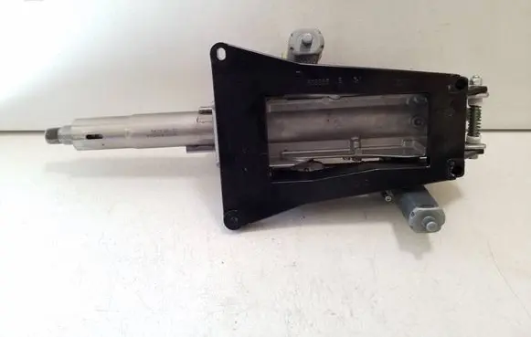 Tesla Model S Steering wheel axle 102781100F 6004RA3349