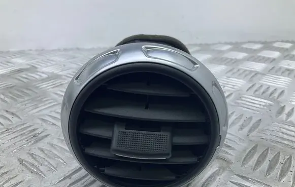 Audi TT TTS Mk2 Dashboard side air vent grill/cover trim 8J0820901 8J0820901A 8J0820901B
