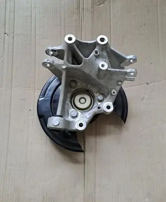 Volvo XC40 Rear wheel hub 32246251 8888964918