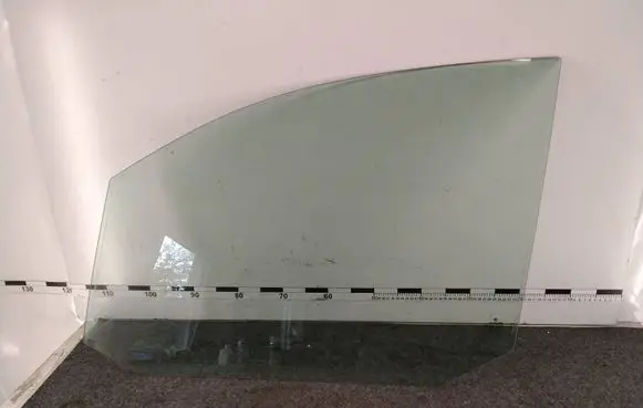 Volkswagen Caddy Front door window glass four-door DOT27M235AS2 E000232 43R001057