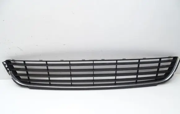 Volkswagen Golf VI Front bumper lower grill 5K0853677