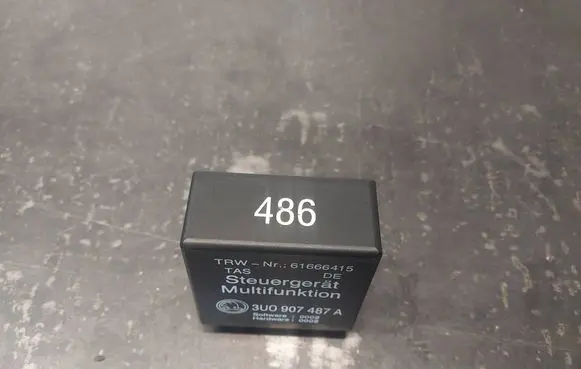 Skoda Superb B5 (3U) Other relay 3U0907487A 486 61666415