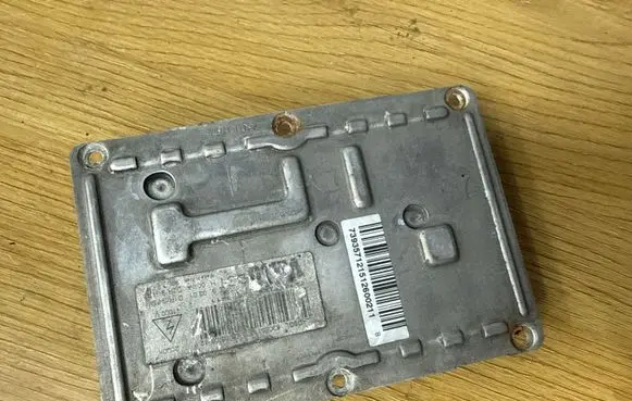 Volvo XC90 Xenon control unit/module 73160087 89035113