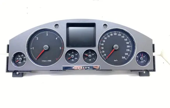 Volkswagen Phaeton Speedometer (instrument cluster) 3D0920885A