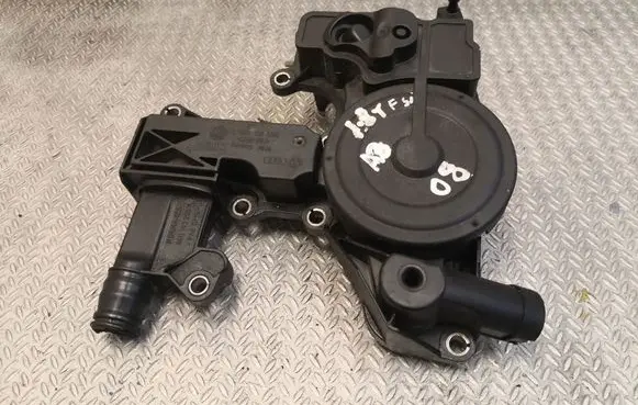 Audi A3 S3 8P Oil breather separator 06H103495