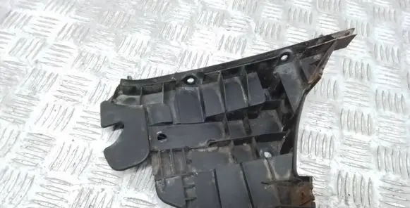 Volvo V70 Front bumper mounting bracket 31265344