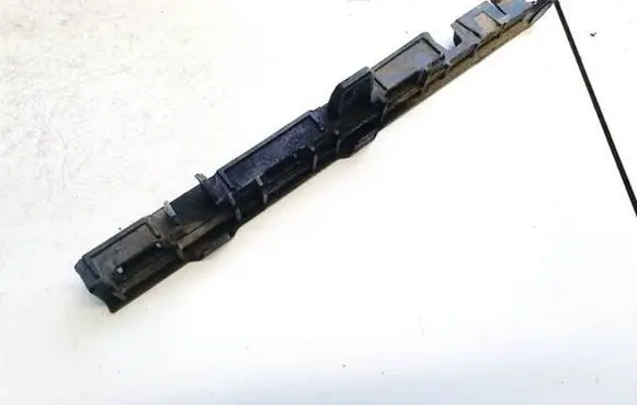 BMW 5 GT F07 Front bumper mounting bracket 718477510 04105106
