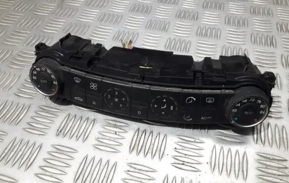 Mercedes-Benz E W211 Climate control unit 2118300290 00012204