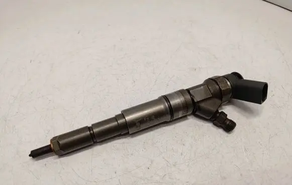 BMW 7 E65 E66 Fuel injector 7788812 13537788954 0445110122