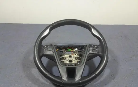 Volvo V40 Steering wheel 31250592