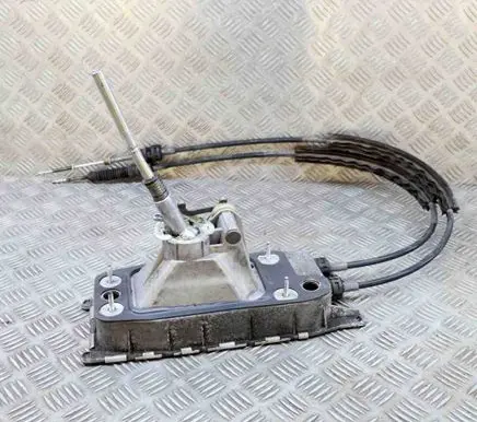 Audi Q3 8U Gear shifter/selector 7N0711266 5N0711049Q
