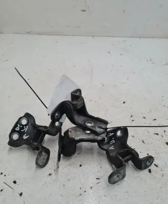 Toyota Yaris Front door hinge set 