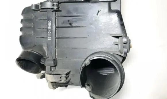 KIA Ceed Air filter box 281101h050