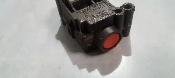 Ford Focus Fuel cut-off switch 83BG17K478AA