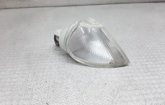 Renault Laguna I Front indicator light 67625940
