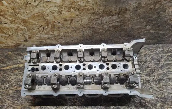 Jaguar XJL Engine head 8W936C064AH
