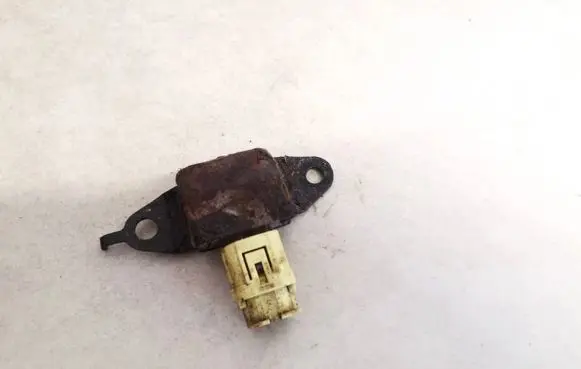 Toyota Land Cruiser (J100) Airbag deployment crash/impact sensor