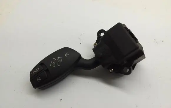 BMW 5 E60 E61 Indicator stalk 6924103 141204052R 01106720
