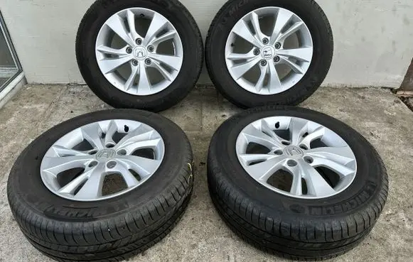 Honda CR-V R16 steel rim 