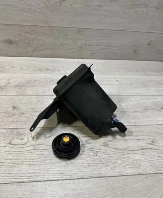 BMW 6 F12 F13 Coolant expansion tank/reservoir 7601949