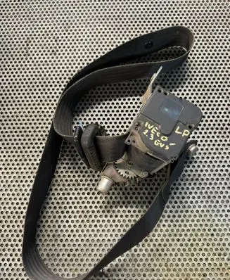 Iveco Daily 45 - 49.10 Front seatbelt