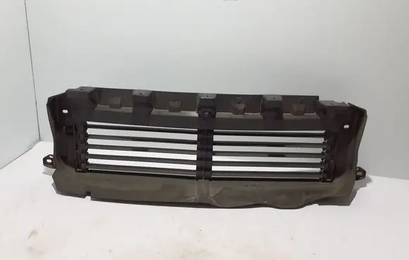 Volvo XC40 Intercooler air guide/duct channel 32227592