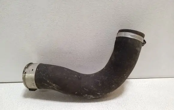 Nissan Navara D23 Intercooler hose/pipe