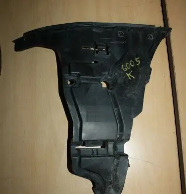 Volvo S60 Front bumper mounting bracket 08693181