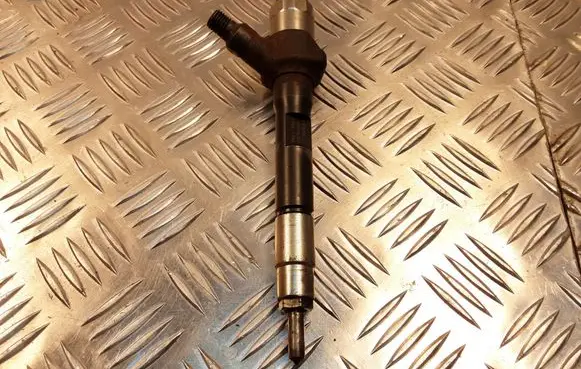 Mazda 6 Fuel injector R2AA13H50
