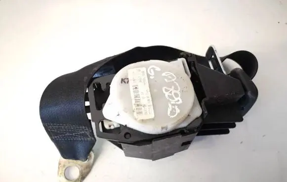 Nissan Primera Middle seatbelt (rear) 7335002040