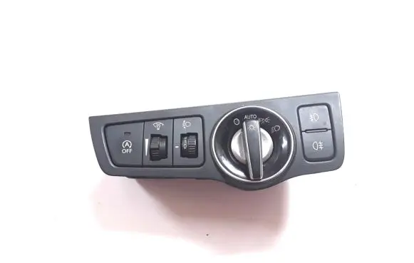 Hyundai i40 Light switch 933003Z970