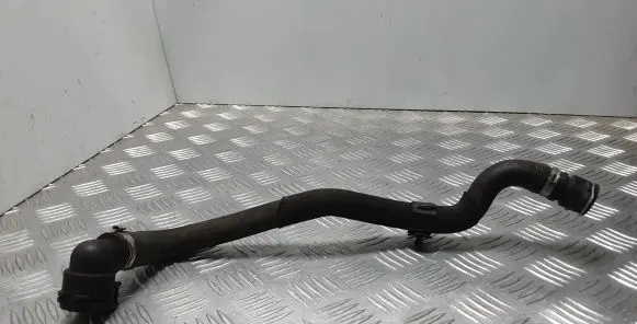 Jaguar F-Pace Engine coolant pipe/hose