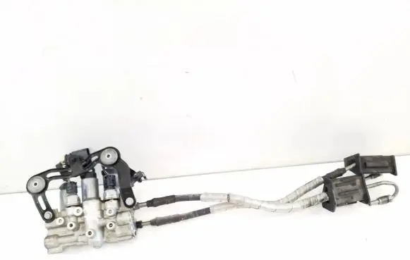 Porsche Panamera (970) Air suspension valve block 97035907505 97035907504 97035907506